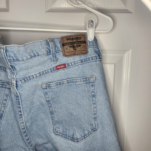 Wrangler Blue Bootcut Jeans Classic Style - Picture 5 of 5